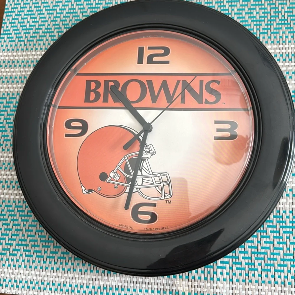 Nice Plastic Cleveland Browns 11” Clock